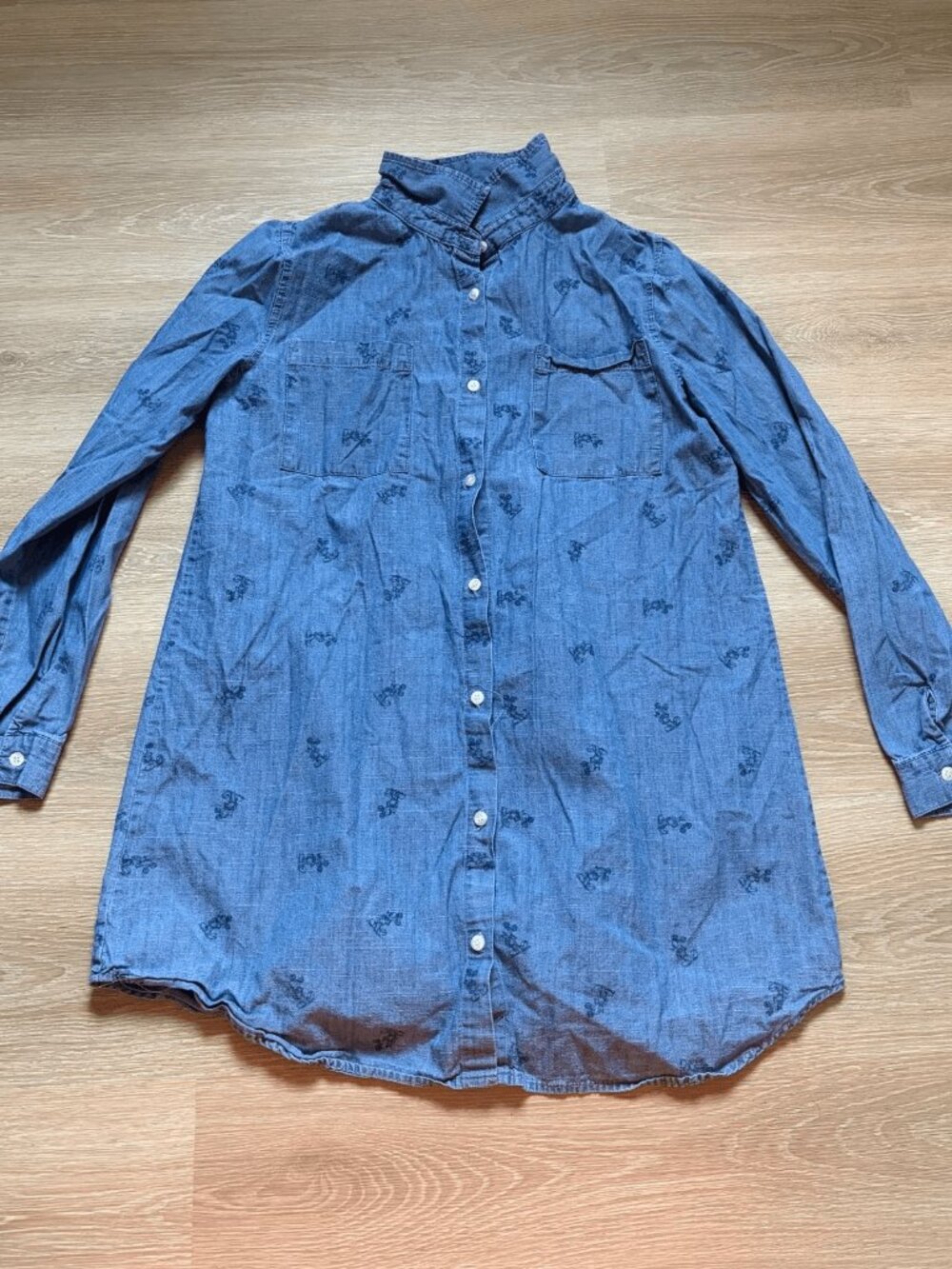 Men's Blue Disney Long Sleeve Button Down Size Large Mickey Mouse
